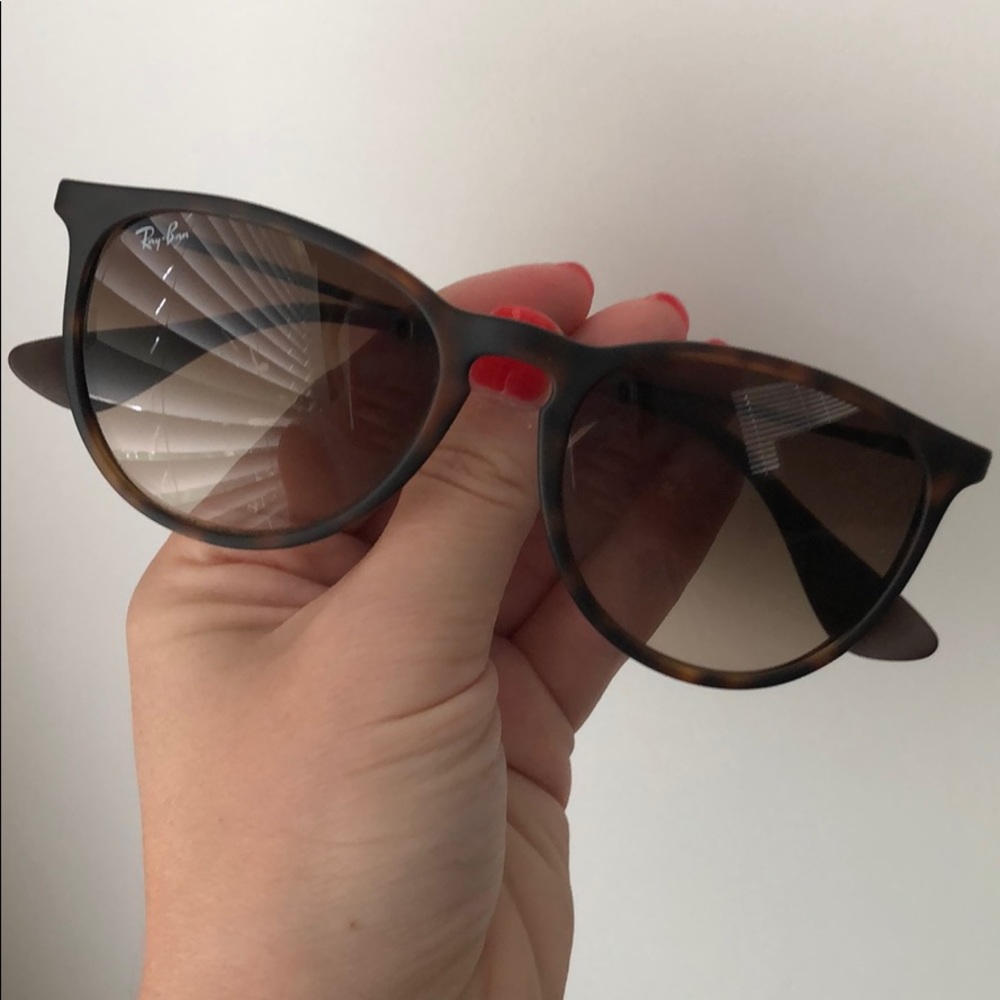 ray ban sunglasses